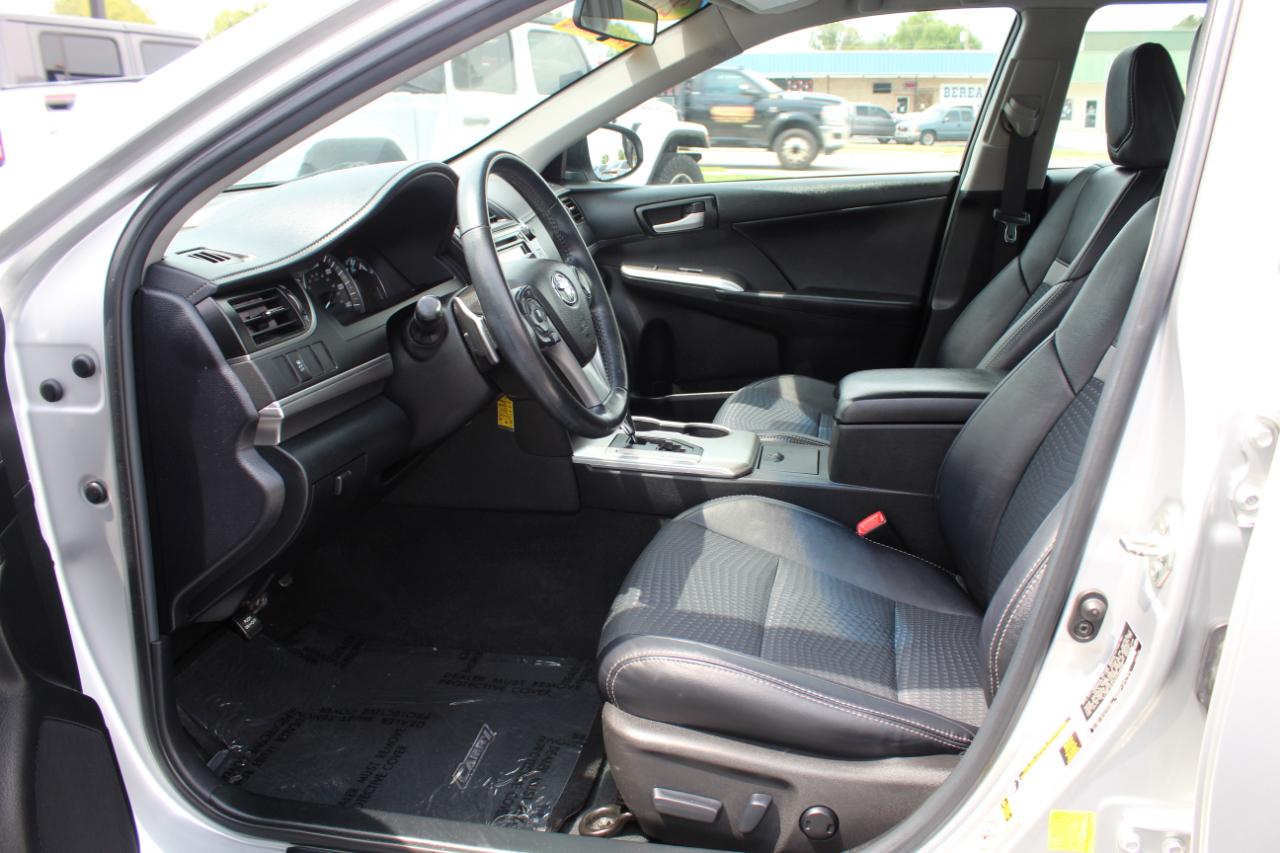 Toyota Camry 2014.5 4dr Sdn I4 Auto SE Sport (Natl) 2014