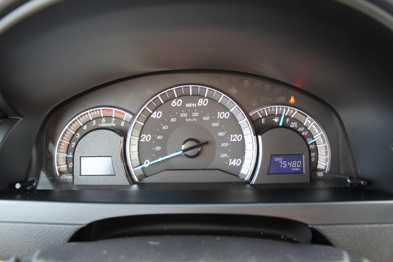 Toyota Camry 2014.5 4dr Sdn I4 Auto SE Sport (Natl) 2014