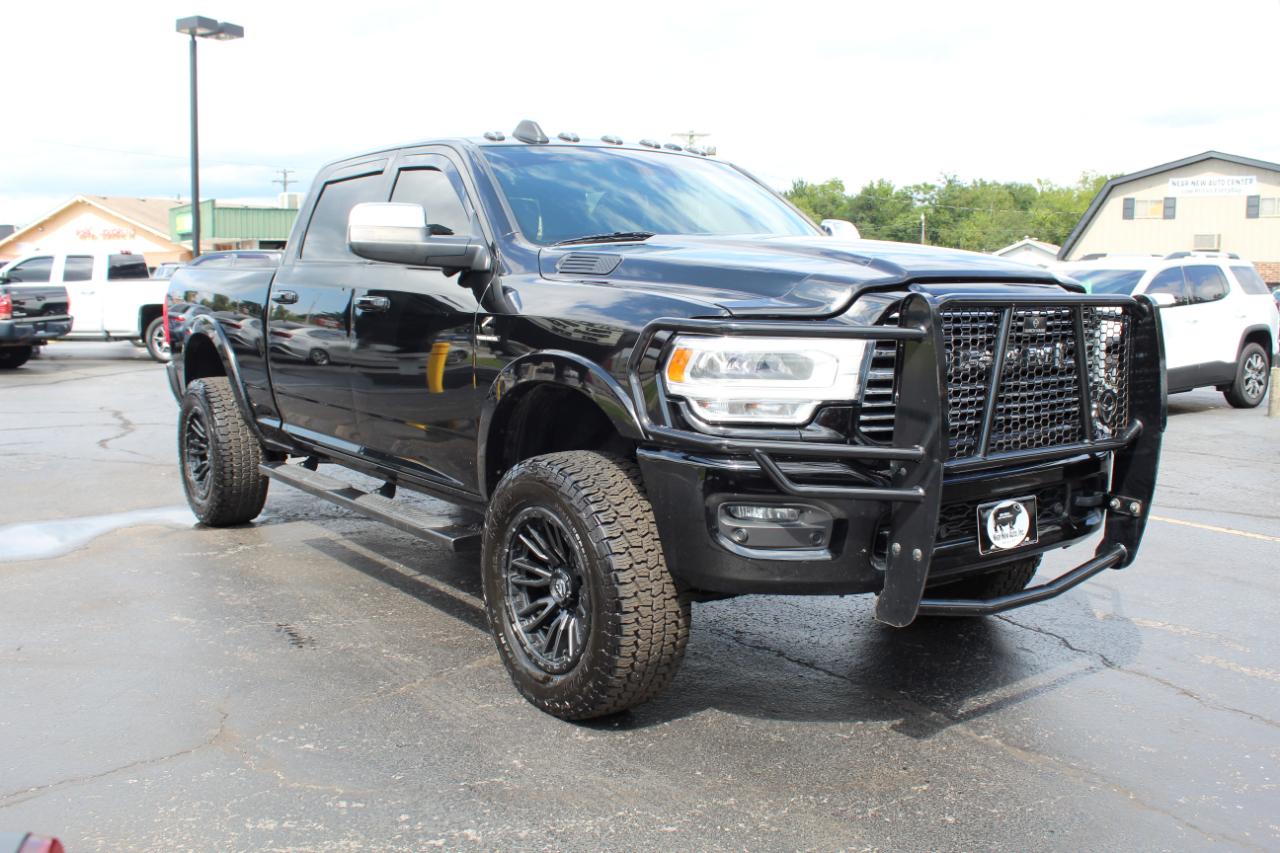 RAM 2500 Laramie 4x4 Crew Cab 6'4" Box 2019