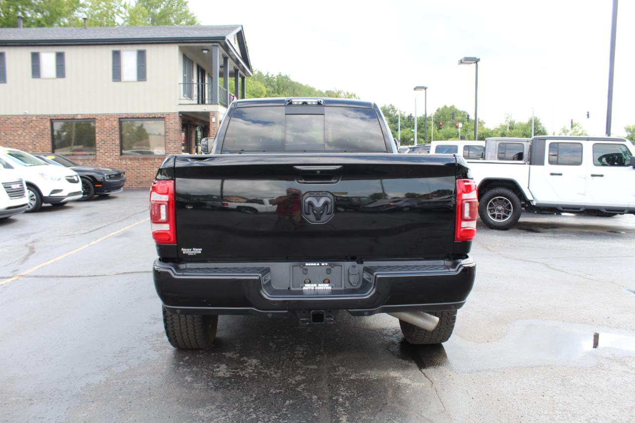 RAM 2500 Laramie 4x4 Crew Cab 6'4" Box 2019