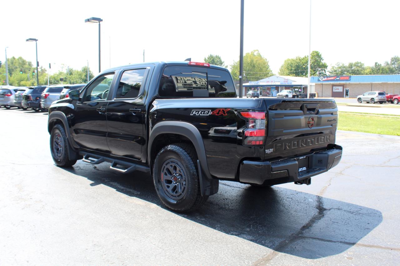 Nissan Frontier Crew Cab 4x4 PRO-4X 2026