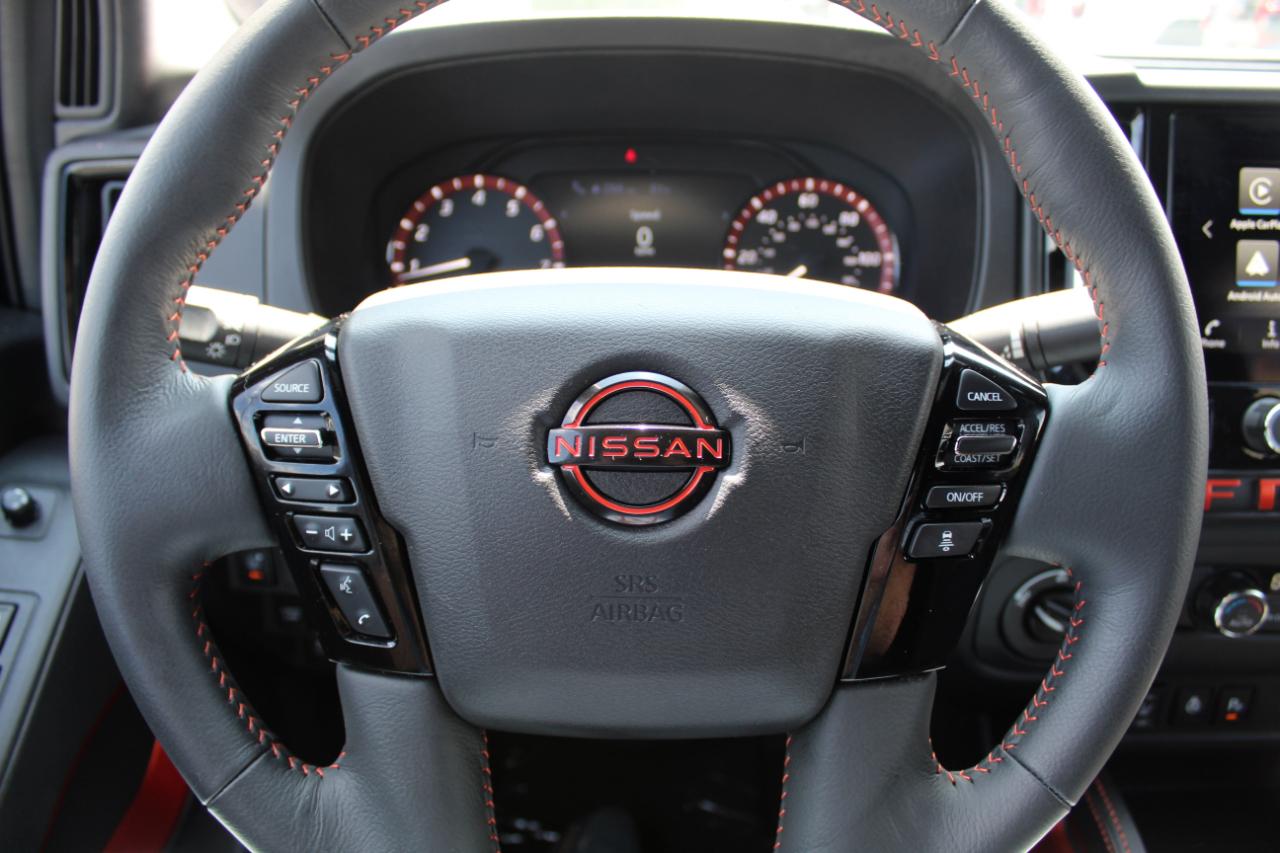 Nissan Frontier Crew Cab 4x4 PRO-4X 2026