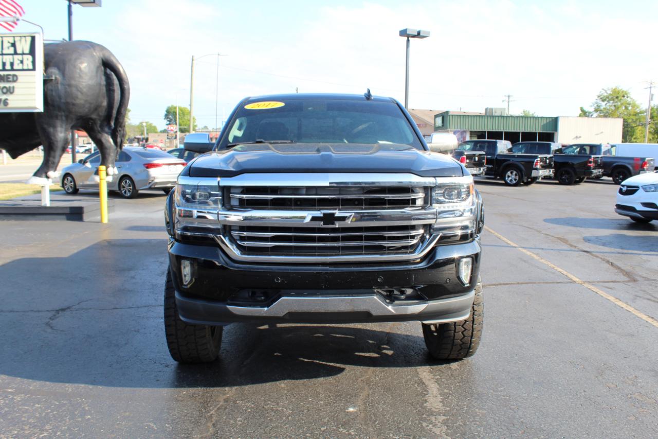 Chevrolet Silverado 1500 4WD Crew Cab 143.5" High Country 2017