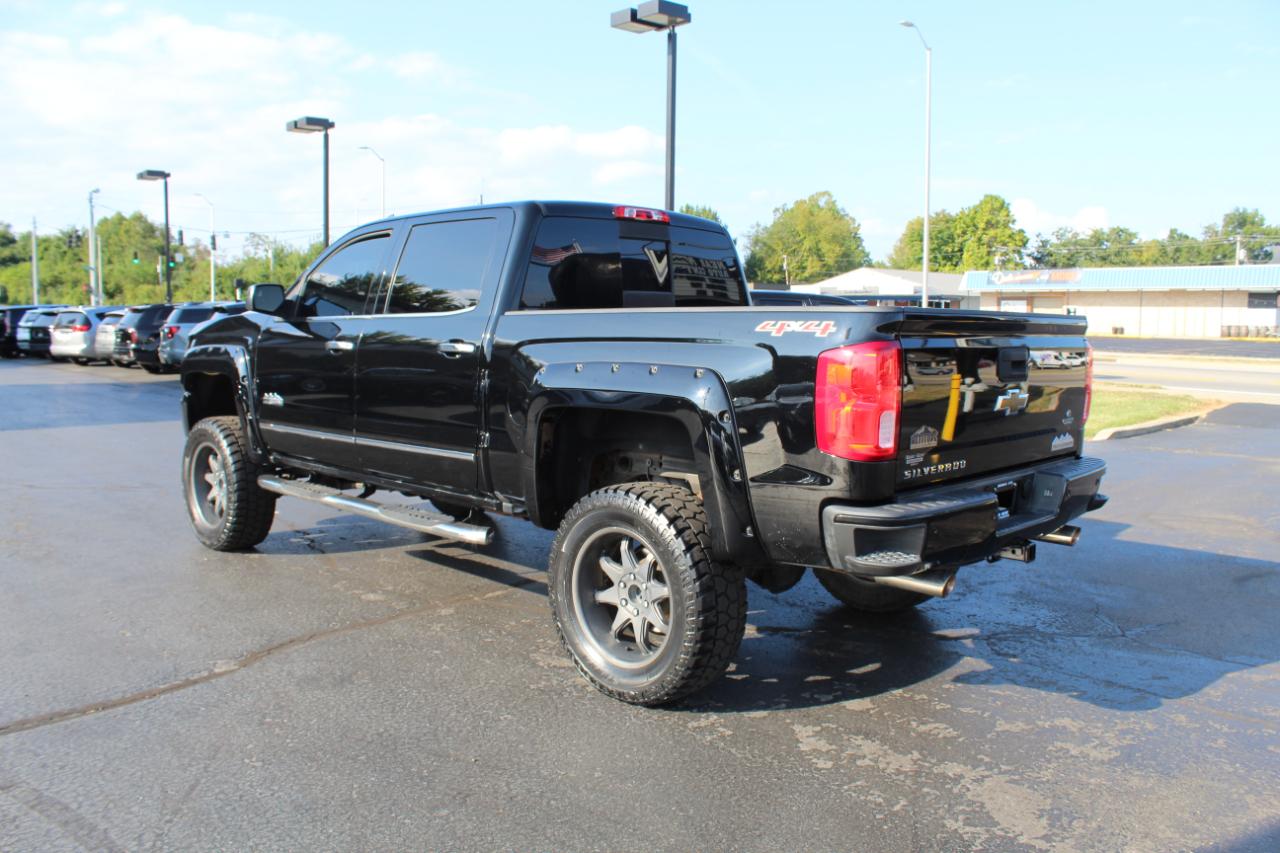 Chevrolet Silverado 1500 4WD Crew Cab 143.5" High Country 2017
