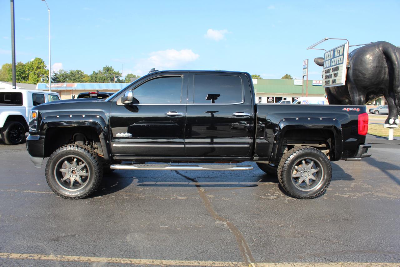 Chevrolet Silverado 1500 4WD Crew Cab 143.5" High Country 2017