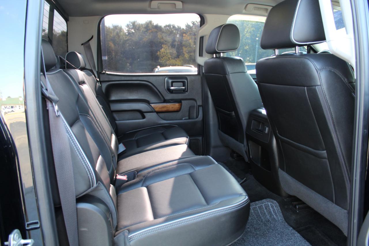 Chevrolet Silverado 1500 4WD Crew Cab 143.5" High Country 2017