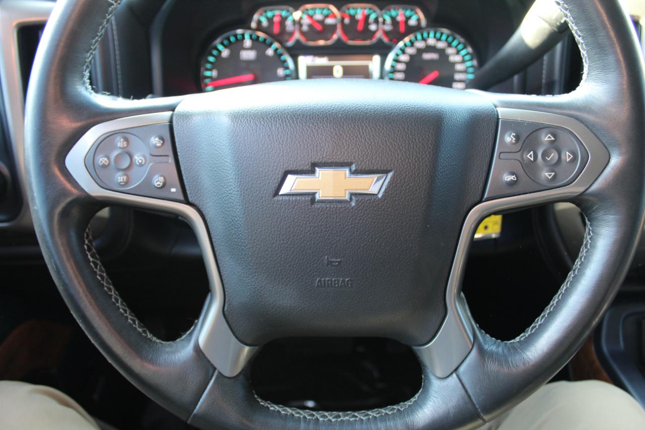 Chevrolet Silverado 1500 4WD Crew Cab 143.5" High Country 2017