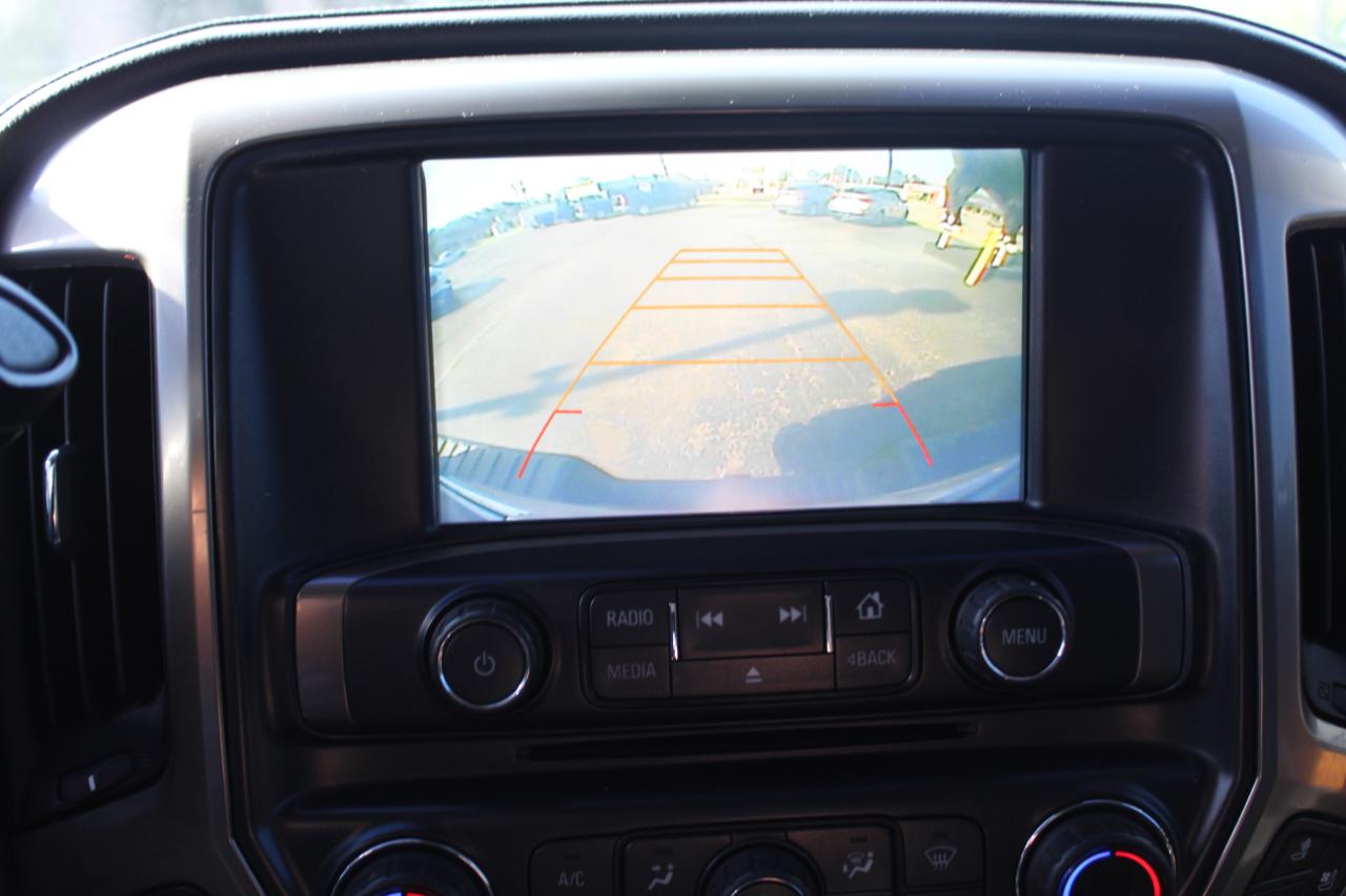 Chevrolet Silverado 1500 4WD Crew Cab 143.5" High Country 2017