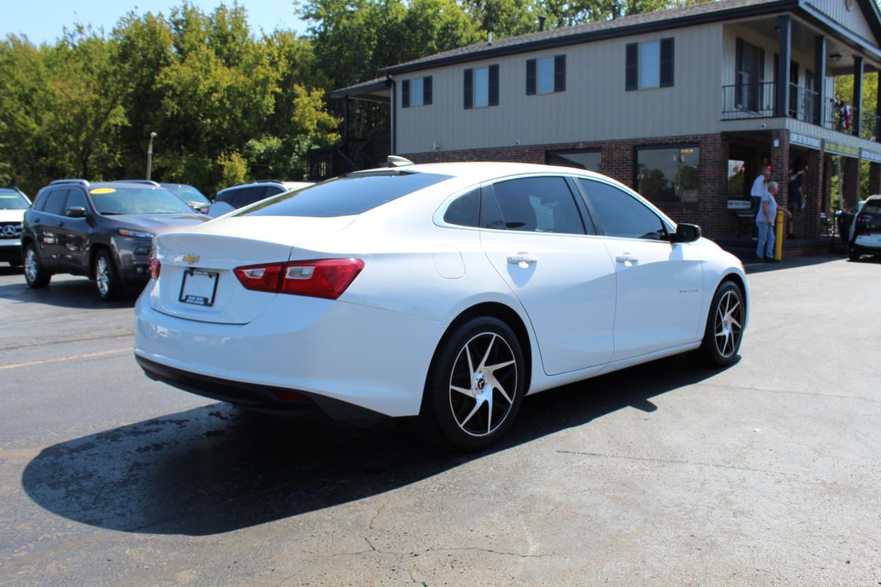 Chevrolet Malibu 4dr Sdn LS w/1LS 2017