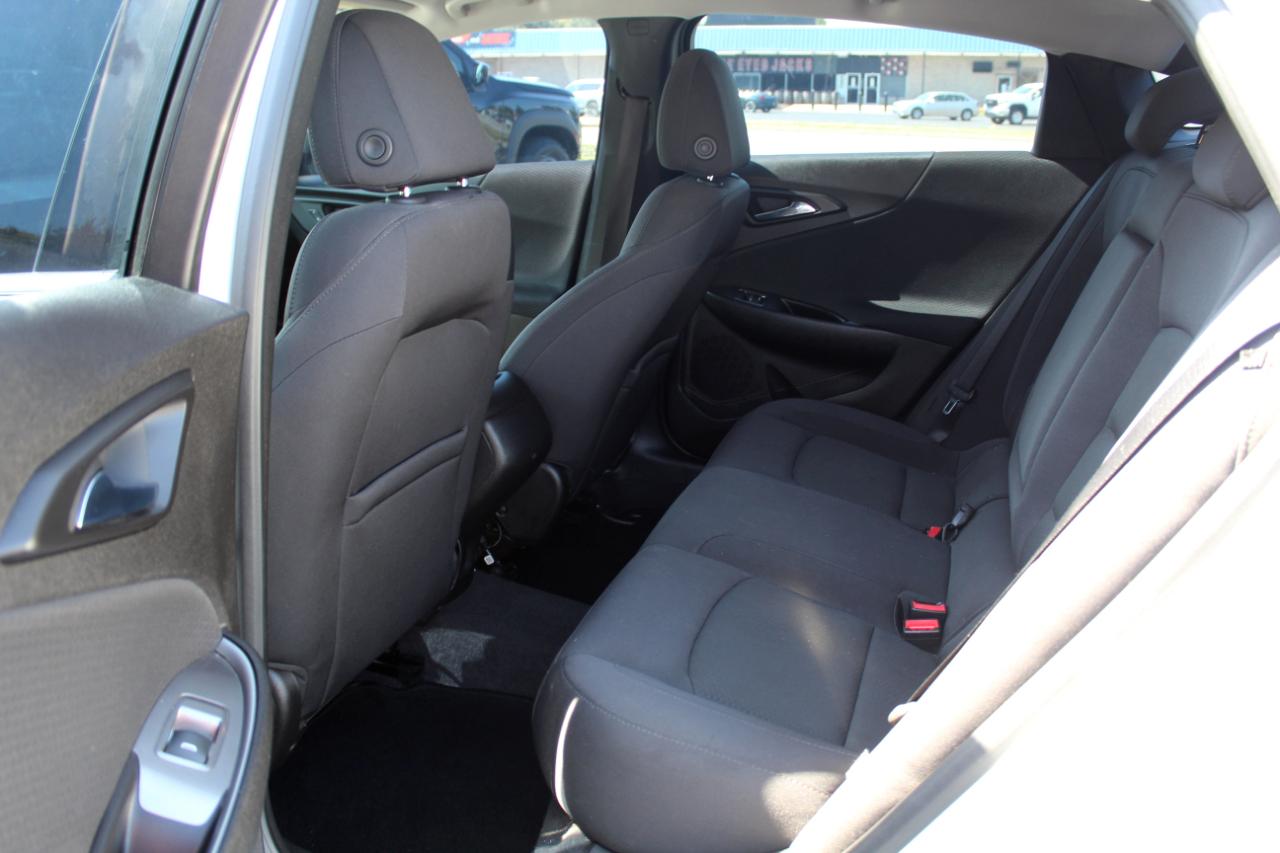 Chevrolet Malibu 4dr Sdn LS w/1LS 2017