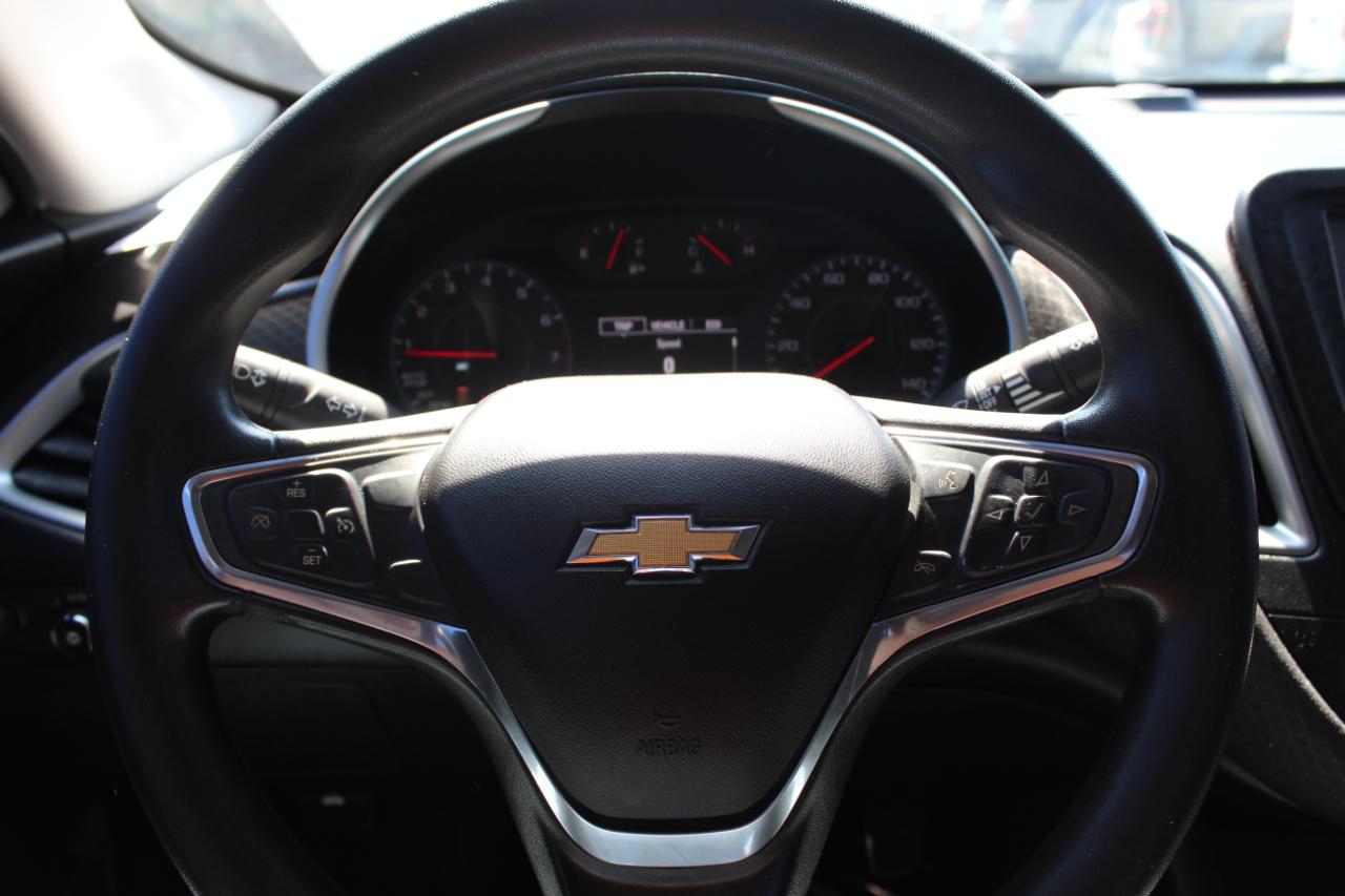 Chevrolet Malibu 4dr Sdn LS w/1LS 2017
