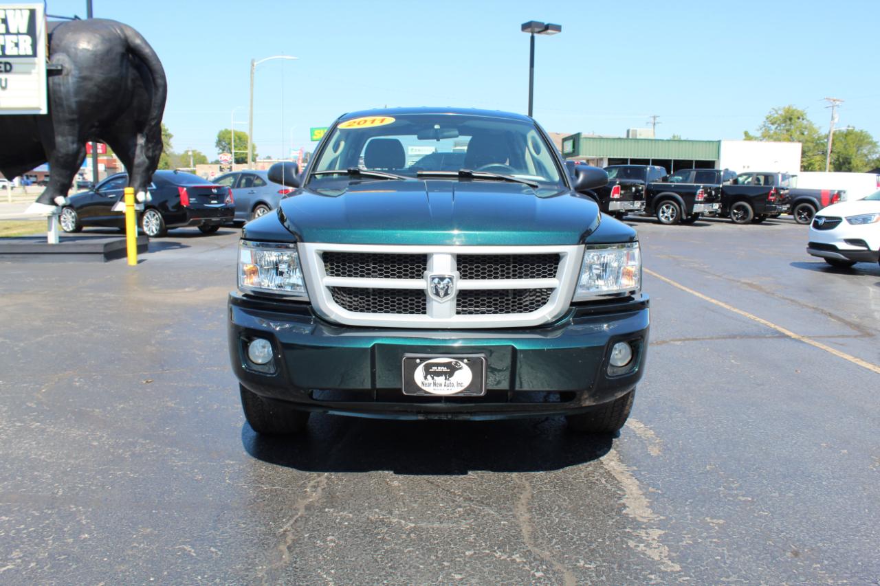 RAM Dakota 2WD Crew Cab Bighorn/Lonestar 2011