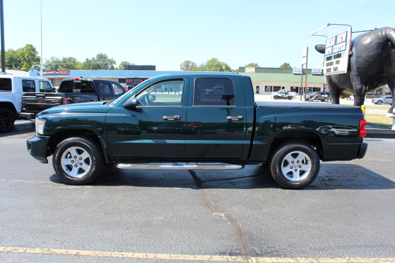 RAM Dakota 2WD Crew Cab Bighorn/Lonestar 2011