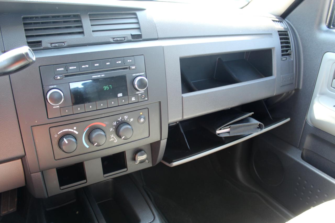 RAM Dakota 2WD Crew Cab Bighorn/Lonestar 2011
