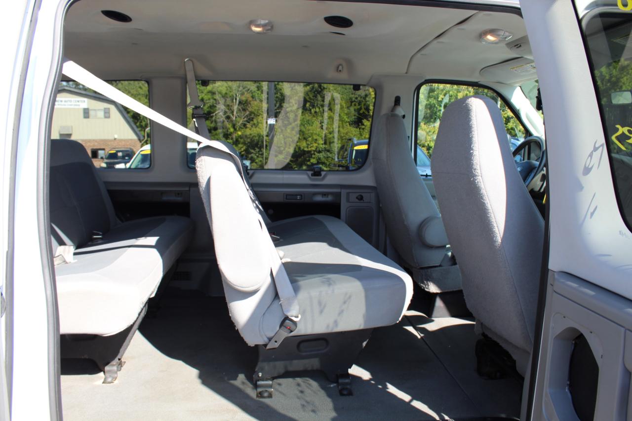 Ford Econoline Wagon E-350 Super XLT 2007