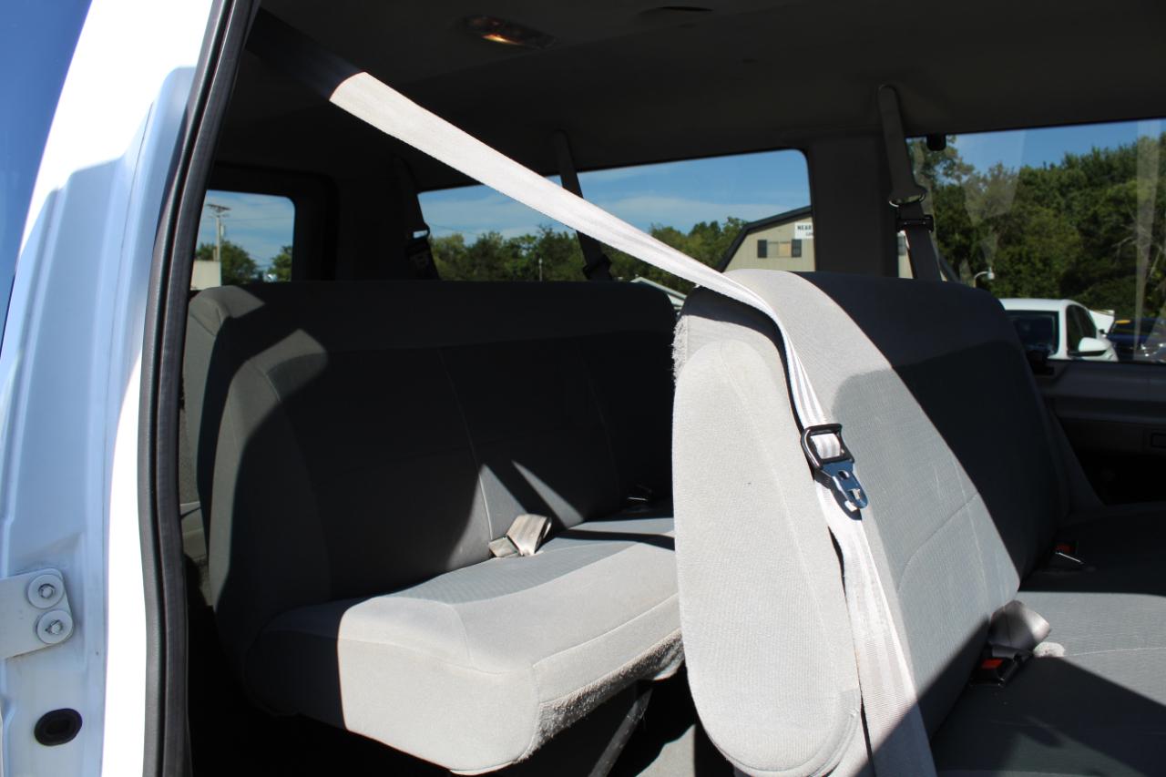 Ford Econoline Wagon E-350 Super XLT 2007