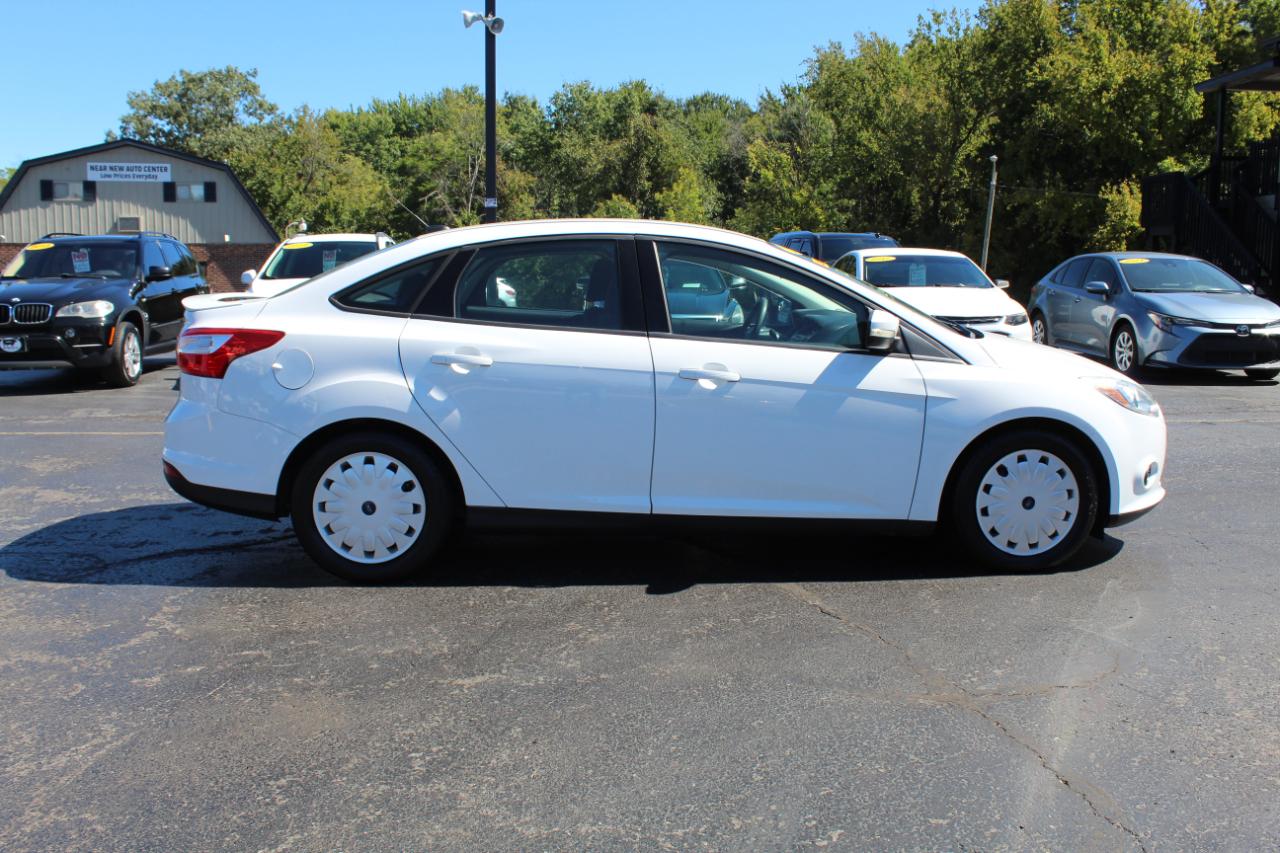 Ford Focus 4dr Sdn SE 2014