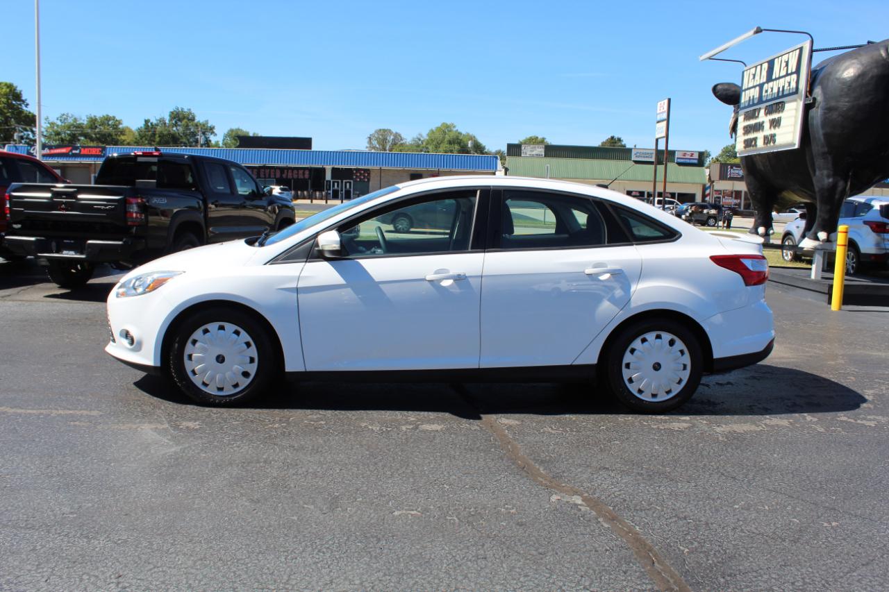 Ford Focus 4dr Sdn SE 2014