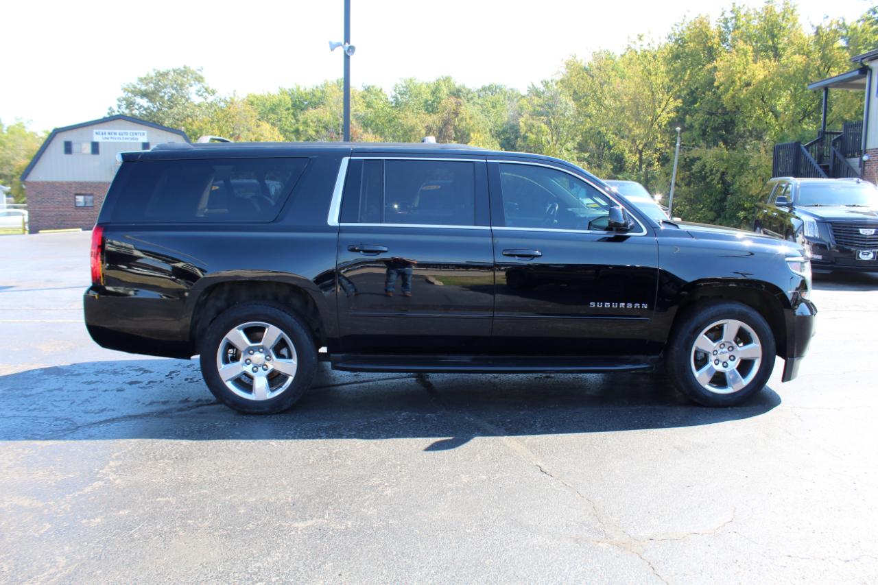 Chevrolet Suburban 4WD 4dr 1500 LS 2017