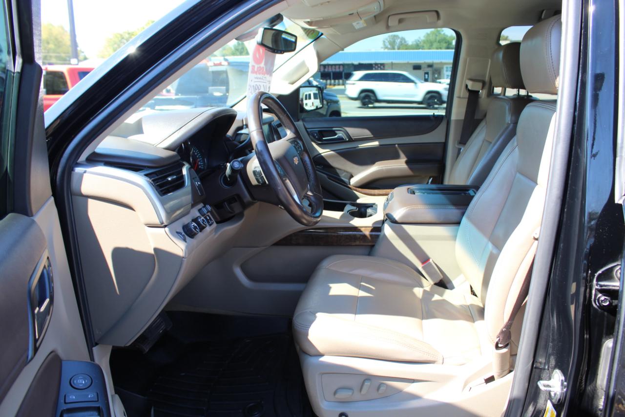 Chevrolet Suburban 4WD 4dr 1500 LS 2017