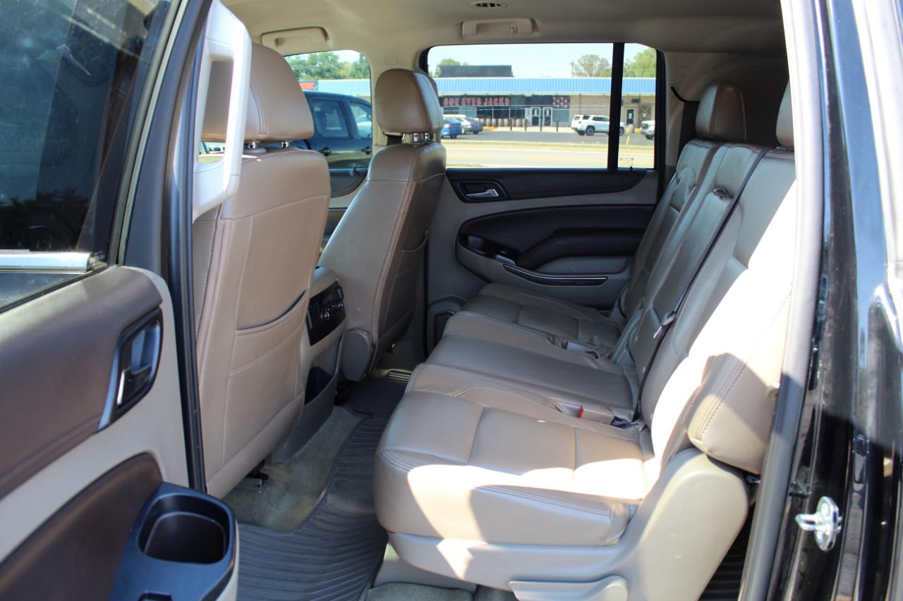 Chevrolet Suburban 4WD 4dr 1500 LS 2017