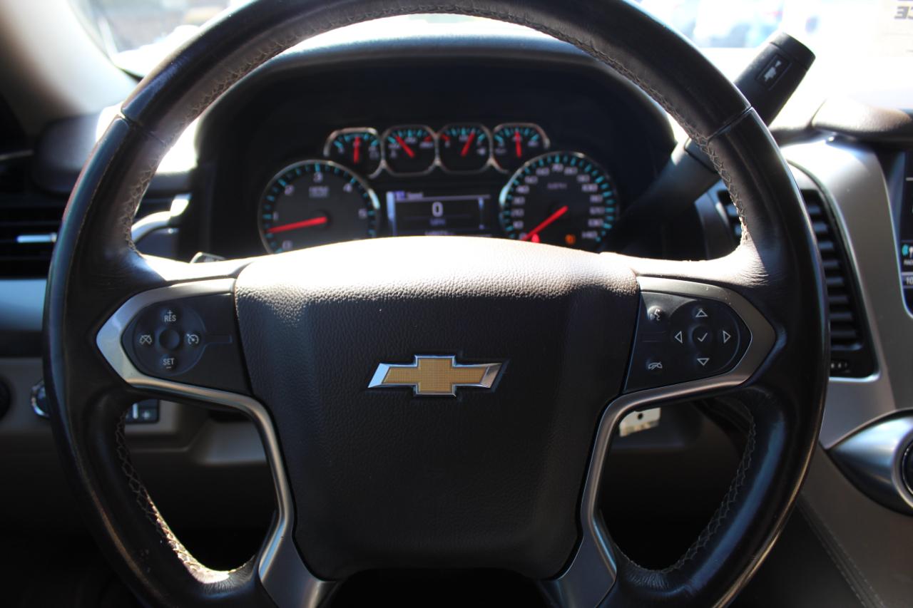 Chevrolet Suburban 4WD 4dr 1500 LS 2017