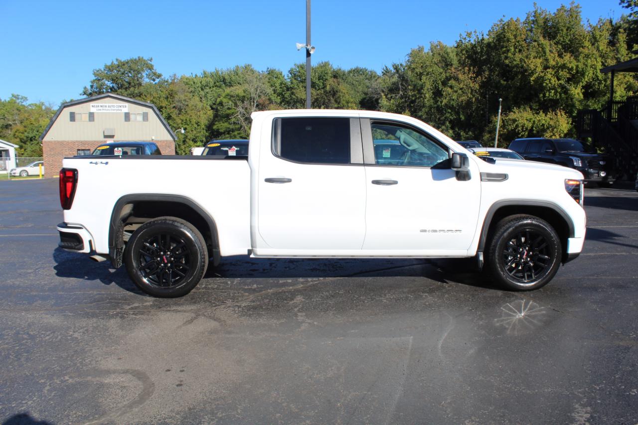 GMC Sierra 1500 4WD Crew Cab 147" Pro 2024