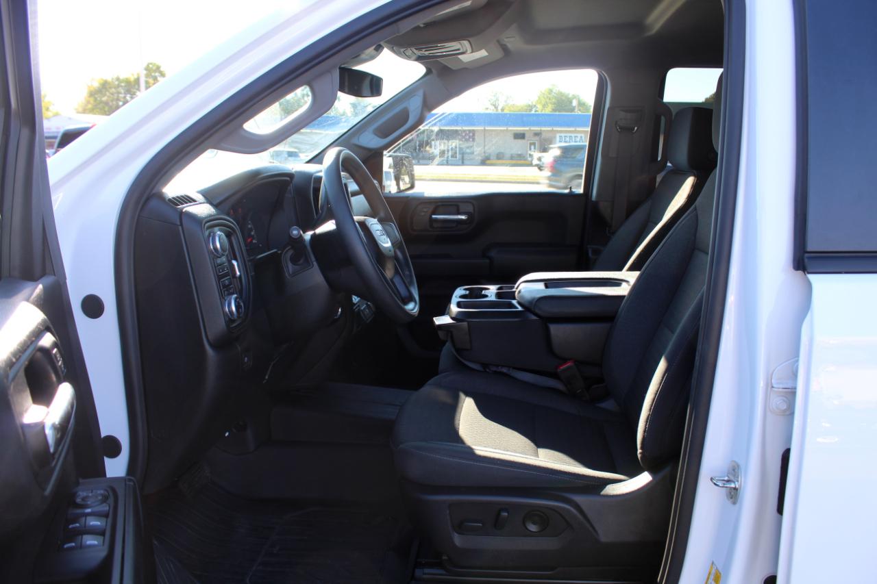 GMC Sierra 1500 4WD Crew Cab 147" Pro 2024