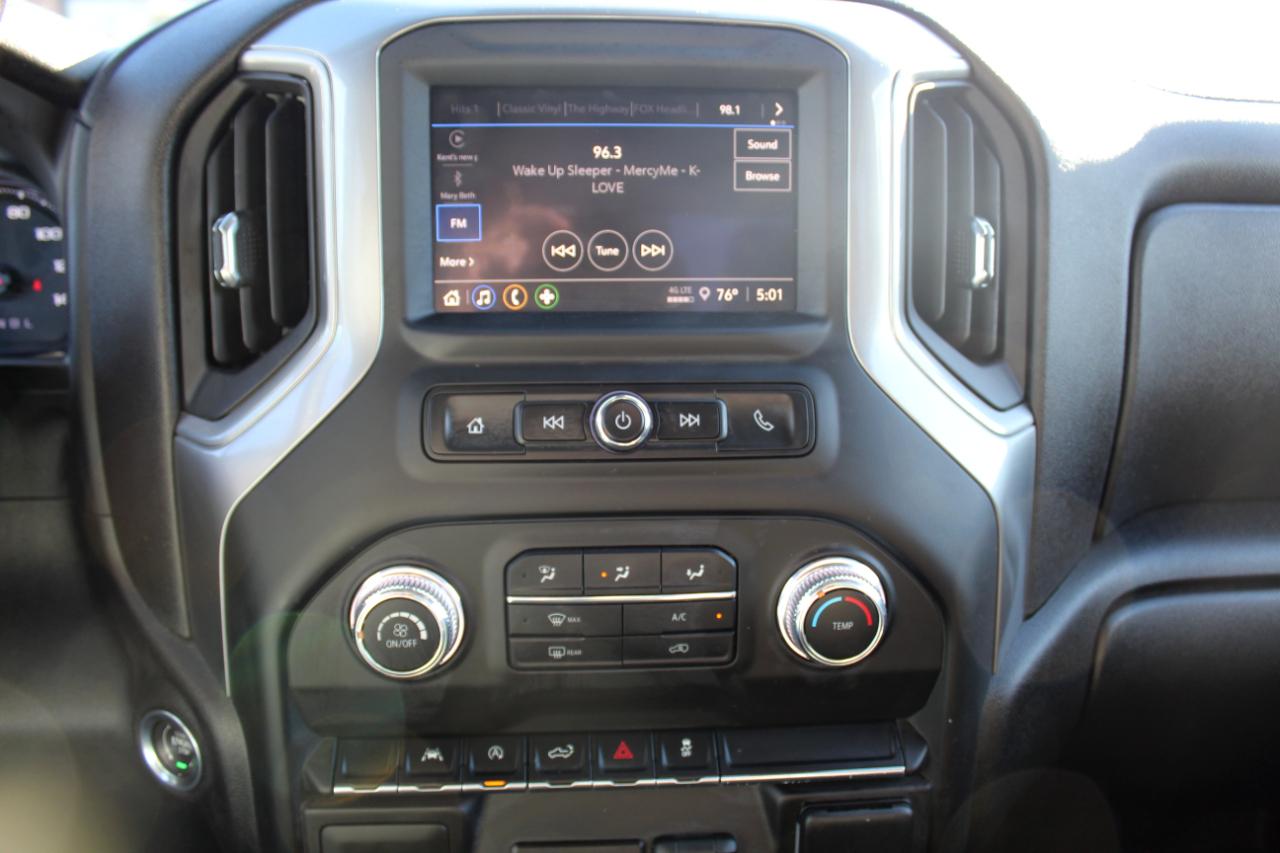 GMC Sierra 1500 4WD Crew Cab 147" Pro 2024