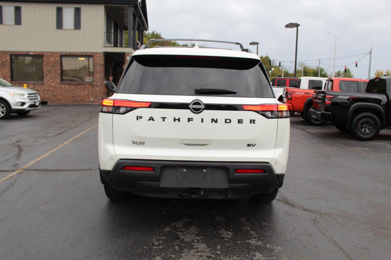 Nissan Pathfinder SV 2WD 2022