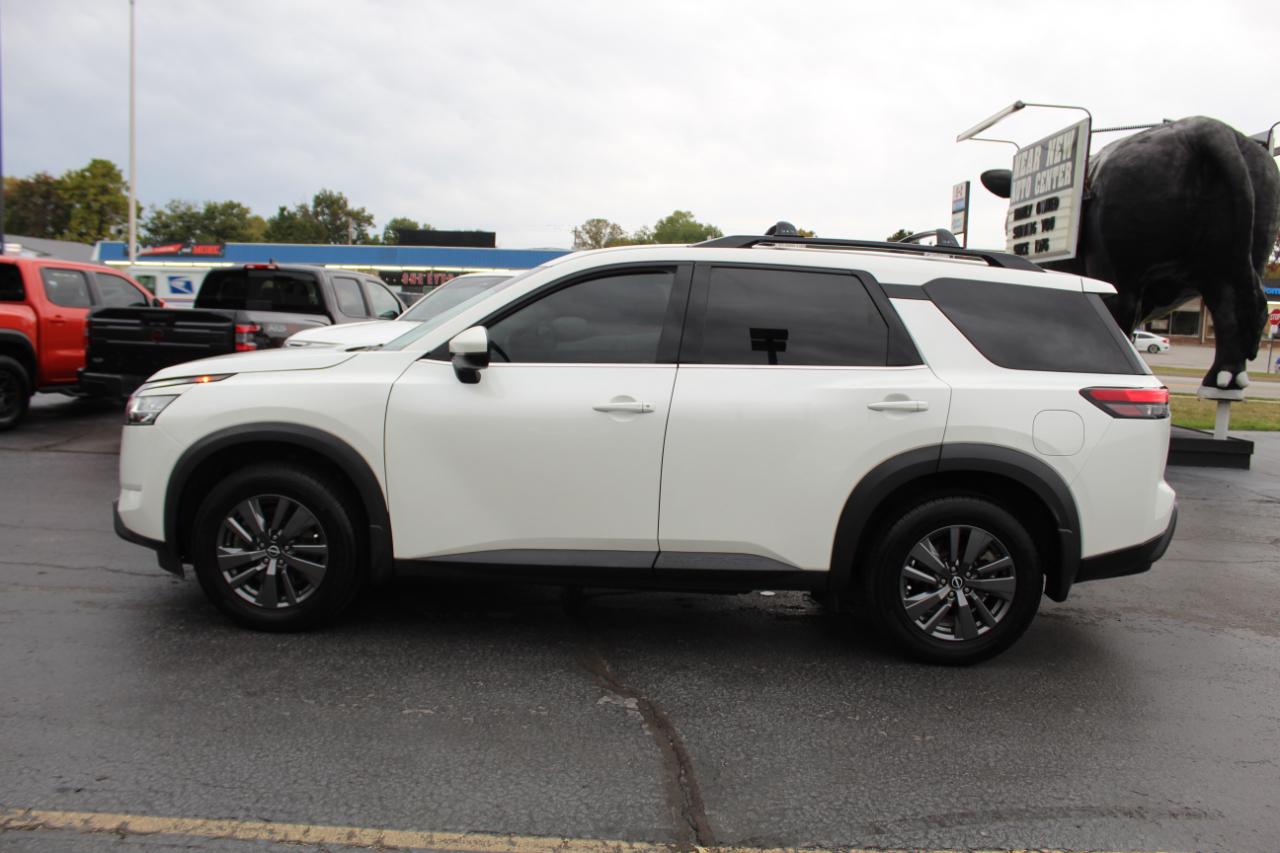 Nissan Pathfinder SV 2WD 2022