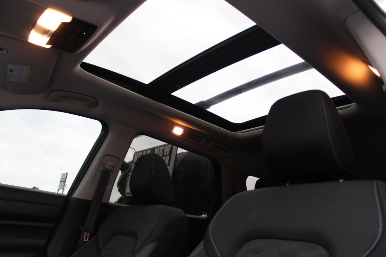 Nissan Pathfinder SV 2WD 2022