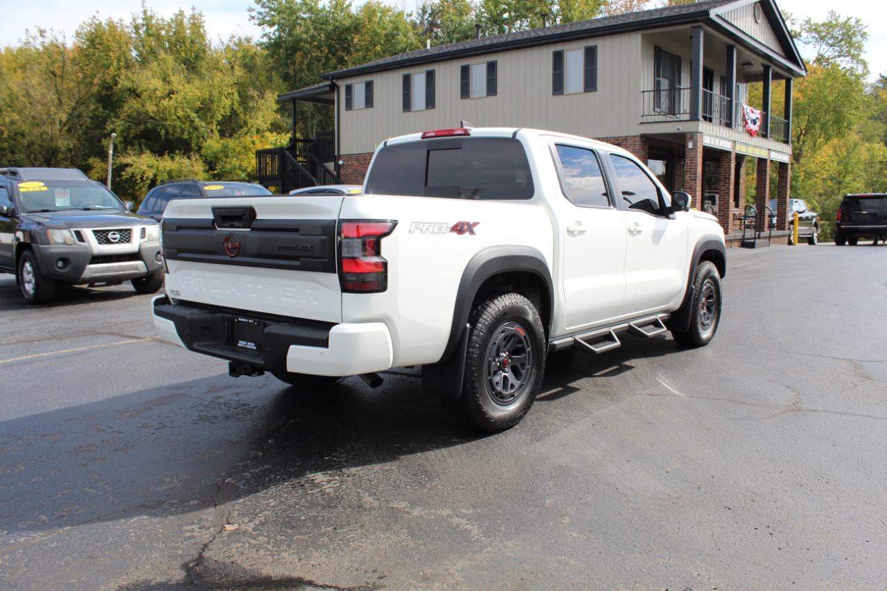 Nissan Frontier Crew Cab 4x4 PRO-4X 2026