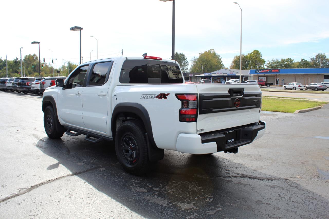 Nissan Frontier Crew Cab 4x4 PRO-4X 2026