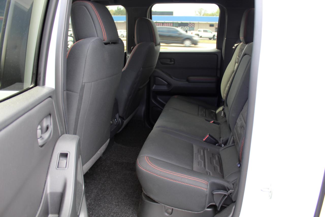Nissan Frontier Crew Cab 4x4 PRO-4X 2026