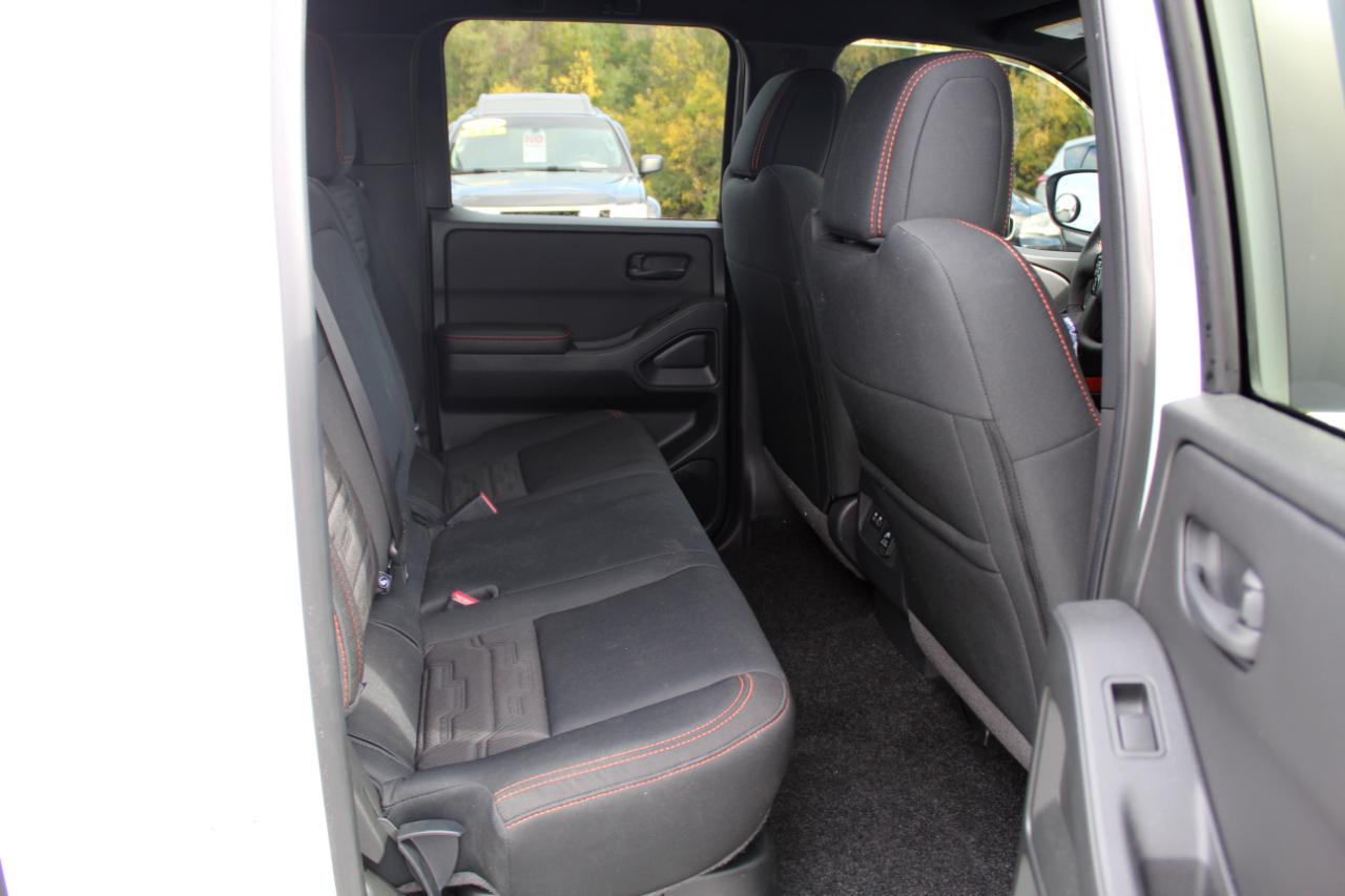 Nissan Frontier Crew Cab 4x4 PRO-4X 2026