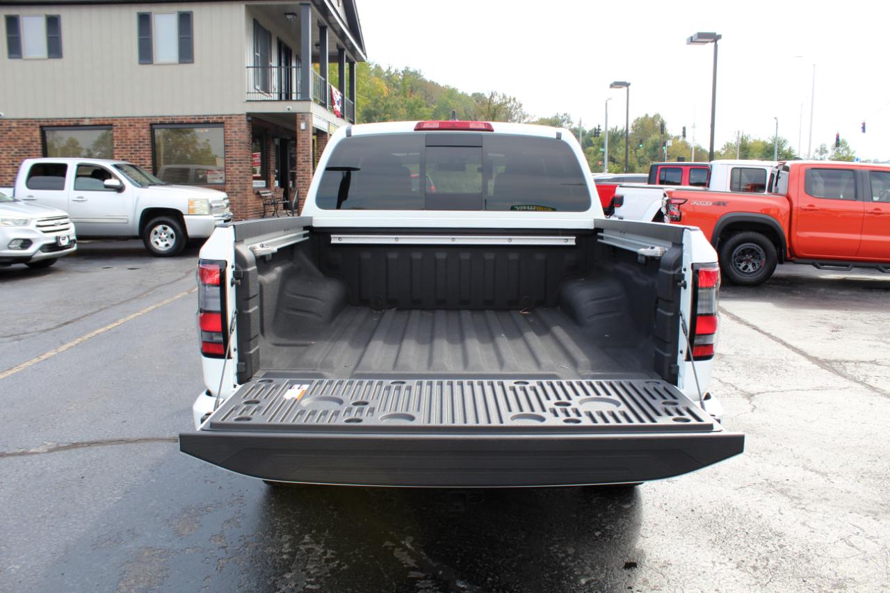 Nissan Frontier Crew Cab 4x4 PRO-4X 2026