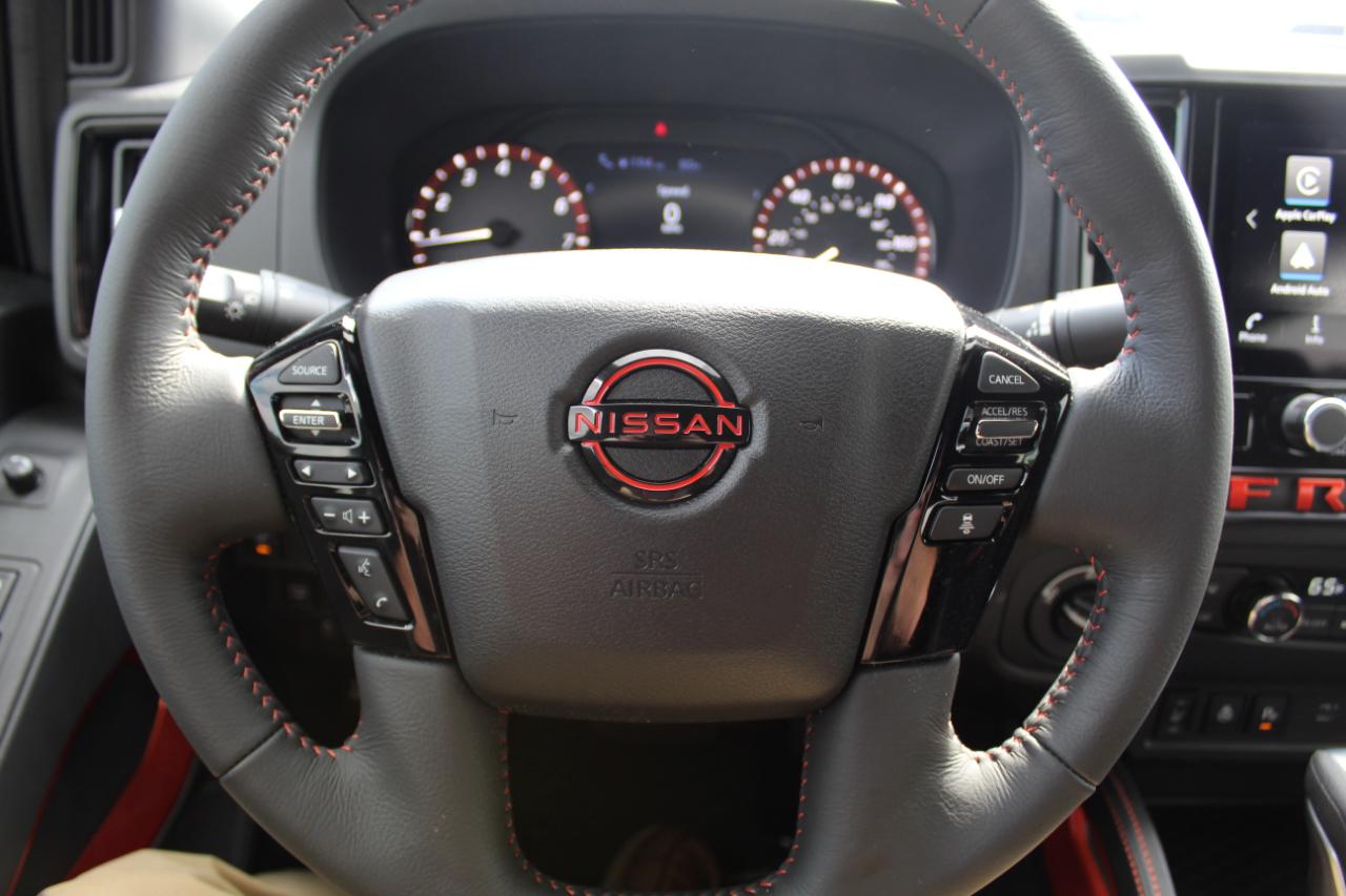 Nissan Frontier Crew Cab 4x4 PRO-4X 2026