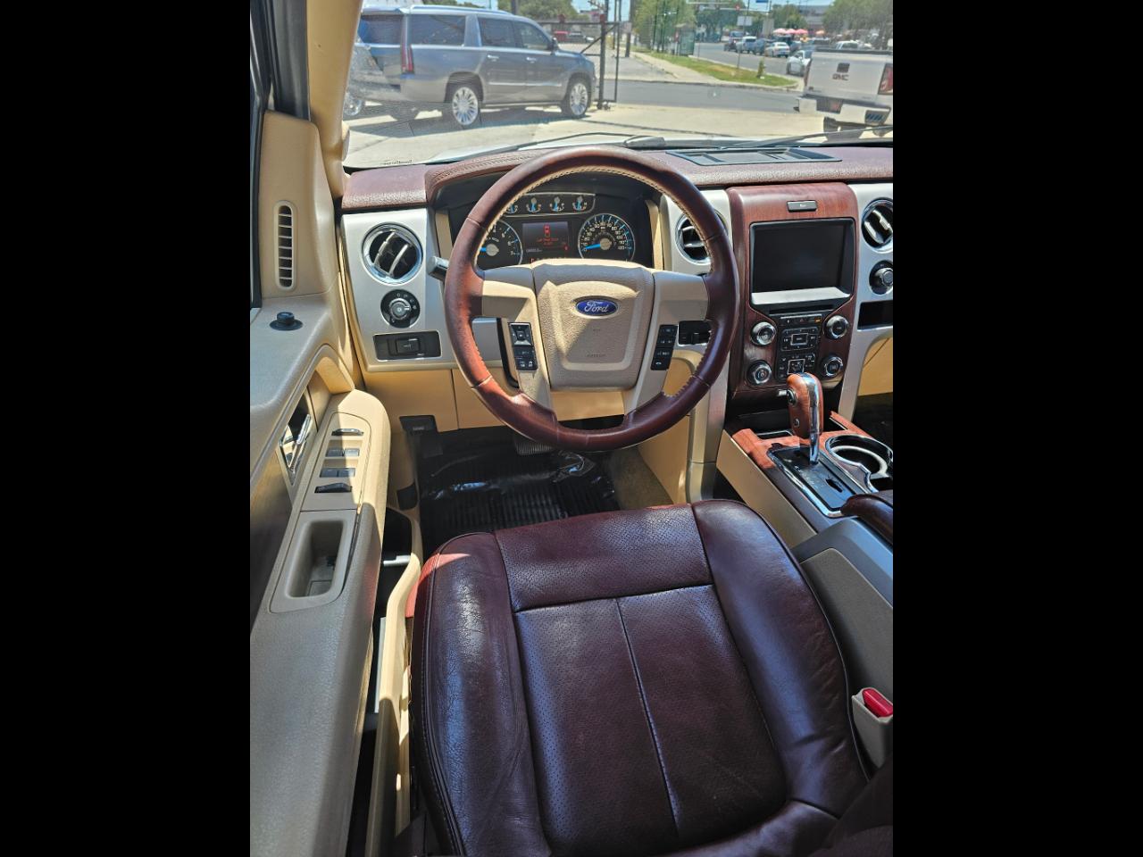 2013 Ford F-150 SuperCrew Crew Cab 139" King Ranch 4WD