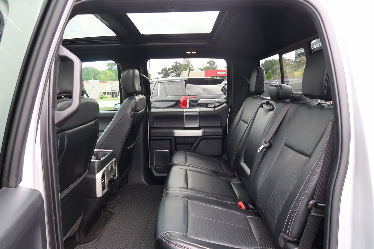 Ford F-150 Lariat 4WD SuperCrew 5.5' Box 2019 Ford F-150 Lariat 4WD SuperCrew 5.5' Box 2019