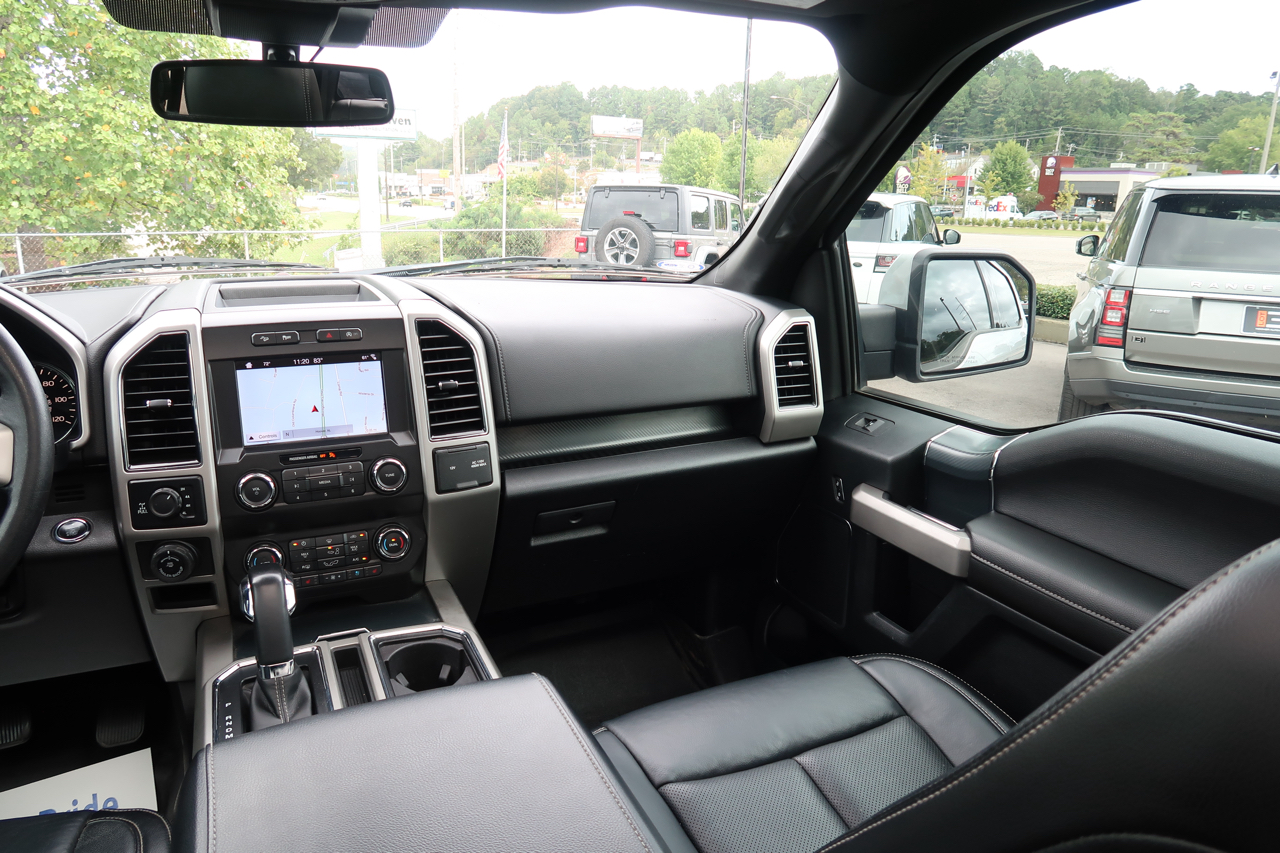 Ford F-150 Lariat 4WD SuperCrew 5.5' Box 2019 Ford F-150 Lariat 4WD SuperCrew 5.5' Box 2019