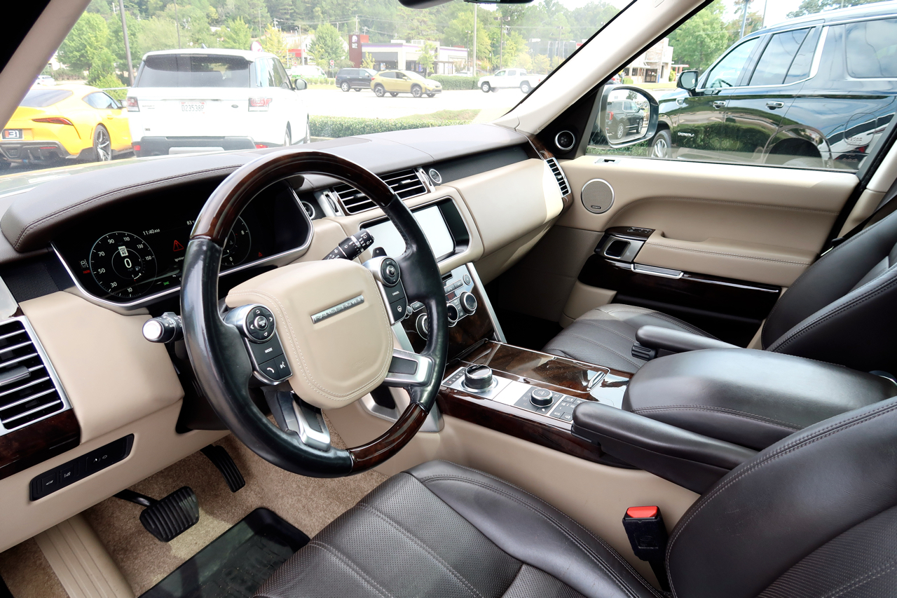 Land Rover Range Rover V6 Supercharged HSE SWB 2017 Land Rover Range Rover V6 Supercharged HSE SWB 2017