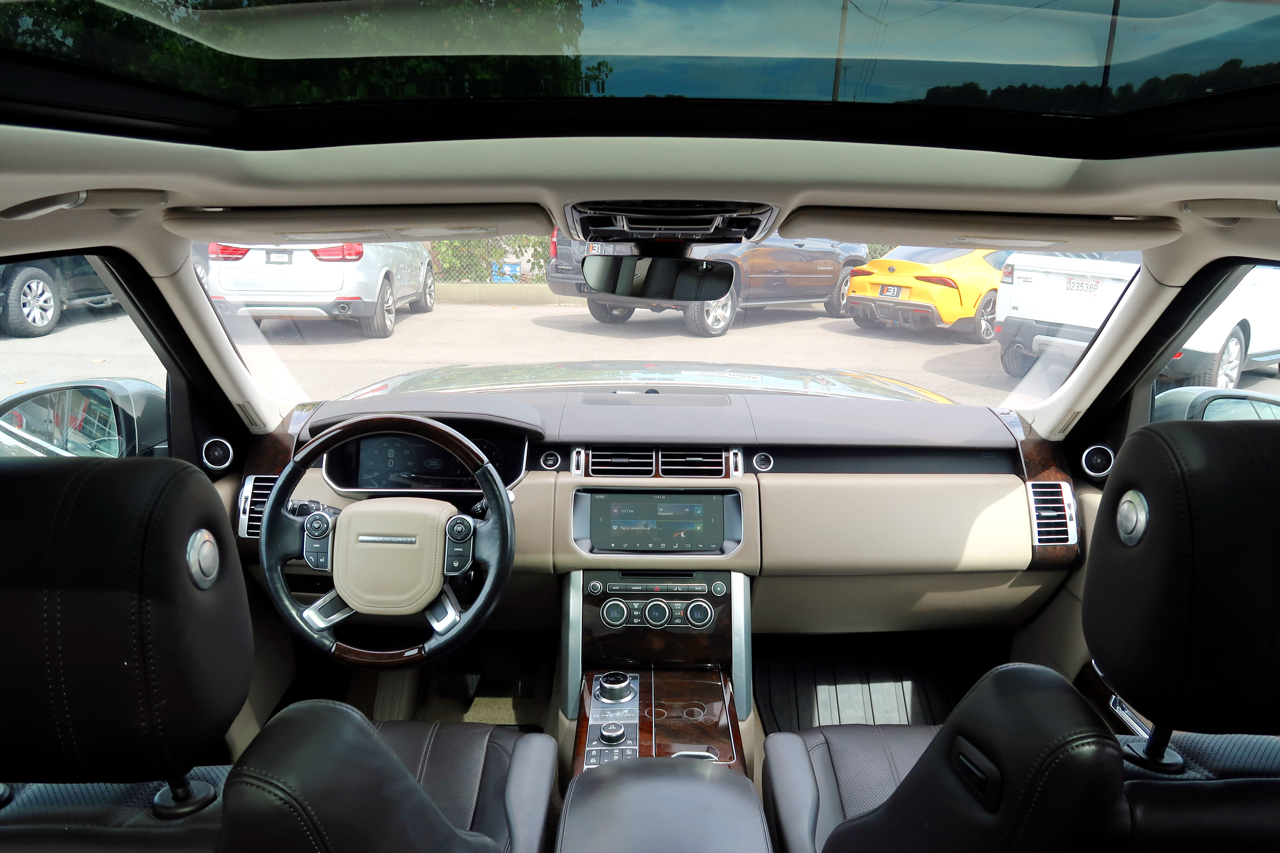 Land Rover Range Rover V6 Supercharged HSE SWB 2017 Land Rover Range Rover V6 Supercharged HSE SWB 2017