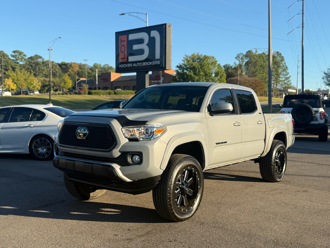 2019 Toyota Tacoma 4WD SR Double Cab 5' Bed V6 AT (Natl)