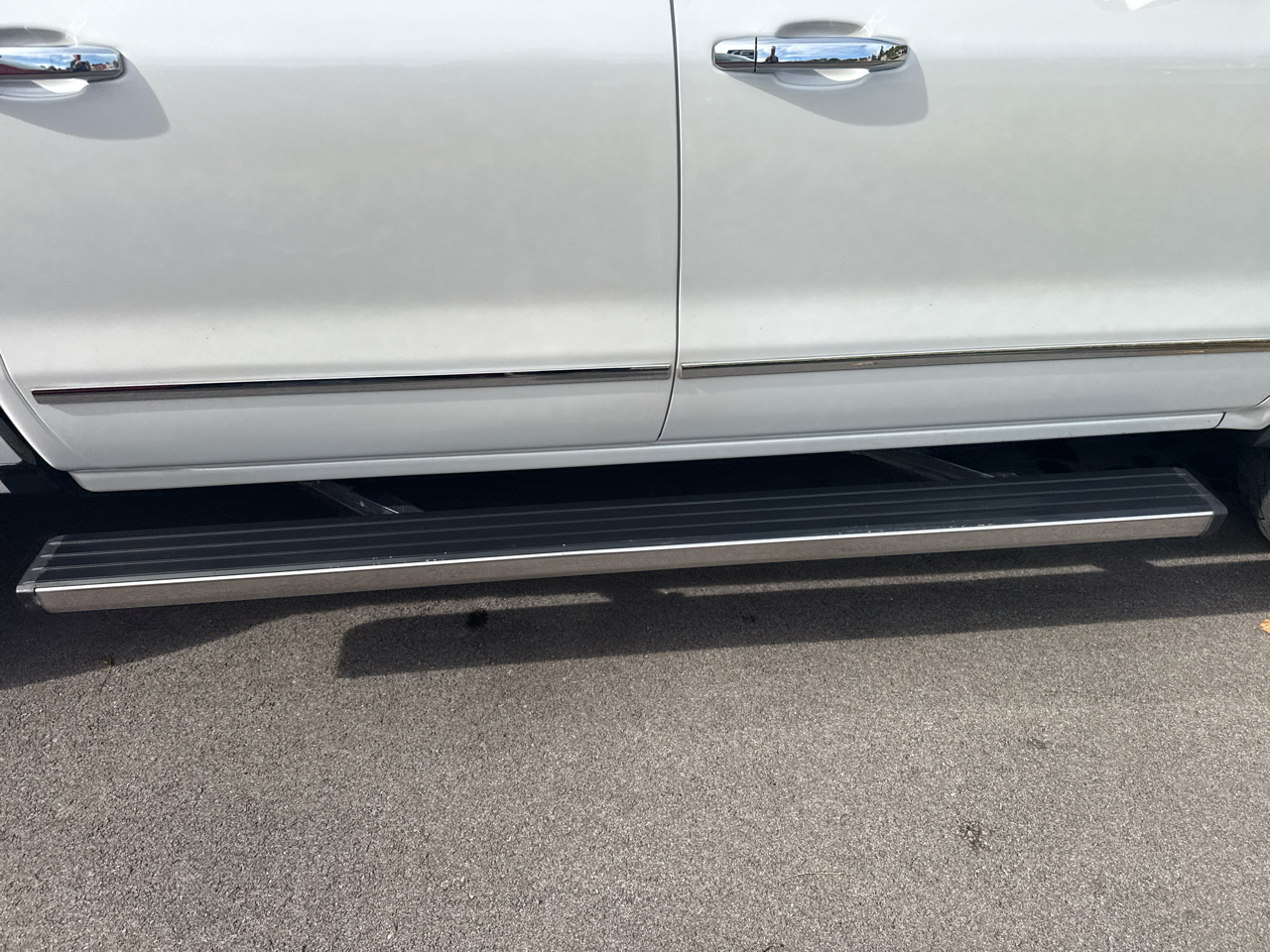 GMC Sierra 1500 4WD Crew Cab 143.5" Denali 2018 GMC Sierra 1500 4WD Crew Cab 143.5" Denali 2018