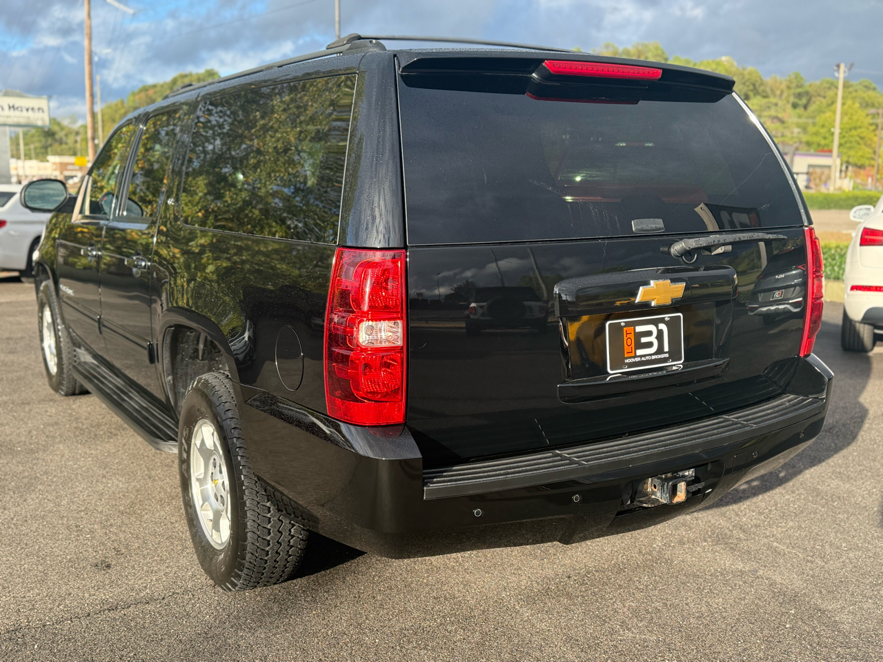 Chevrolet Suburban 2WD 4dr 1500 LT 2013 Chevrolet Suburban 2WD 4dr 1500 LT 2013