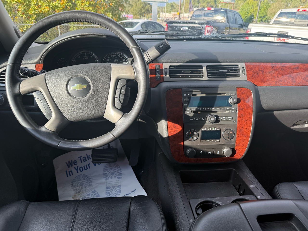 Chevrolet Suburban 2WD 4dr 1500 LT 2013 Chevrolet Suburban 2WD 4dr 1500 LT 2013