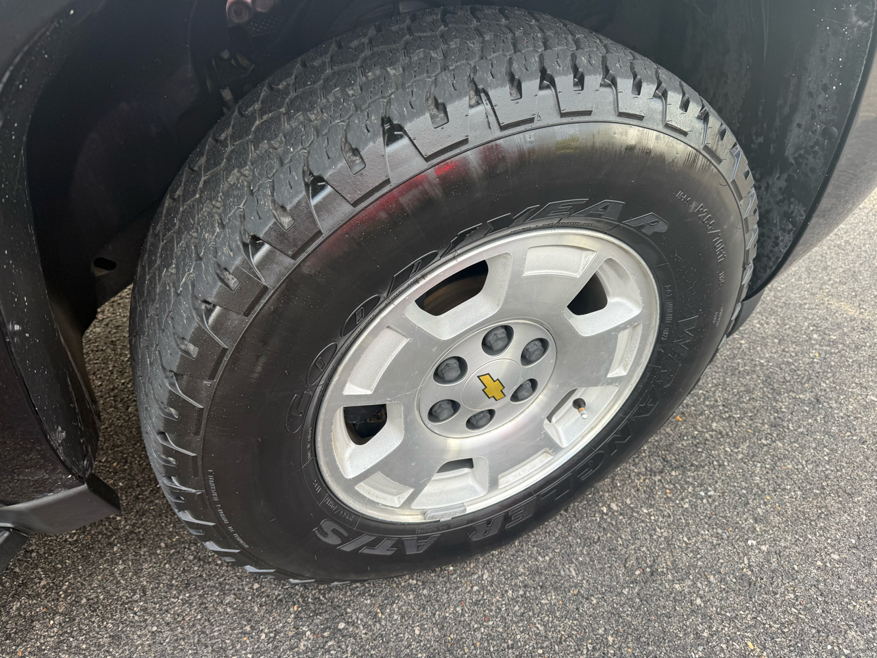 Chevrolet Suburban 2WD 4dr 1500 LT 2013 Chevrolet Suburban 2WD 4dr 1500 LT 2013