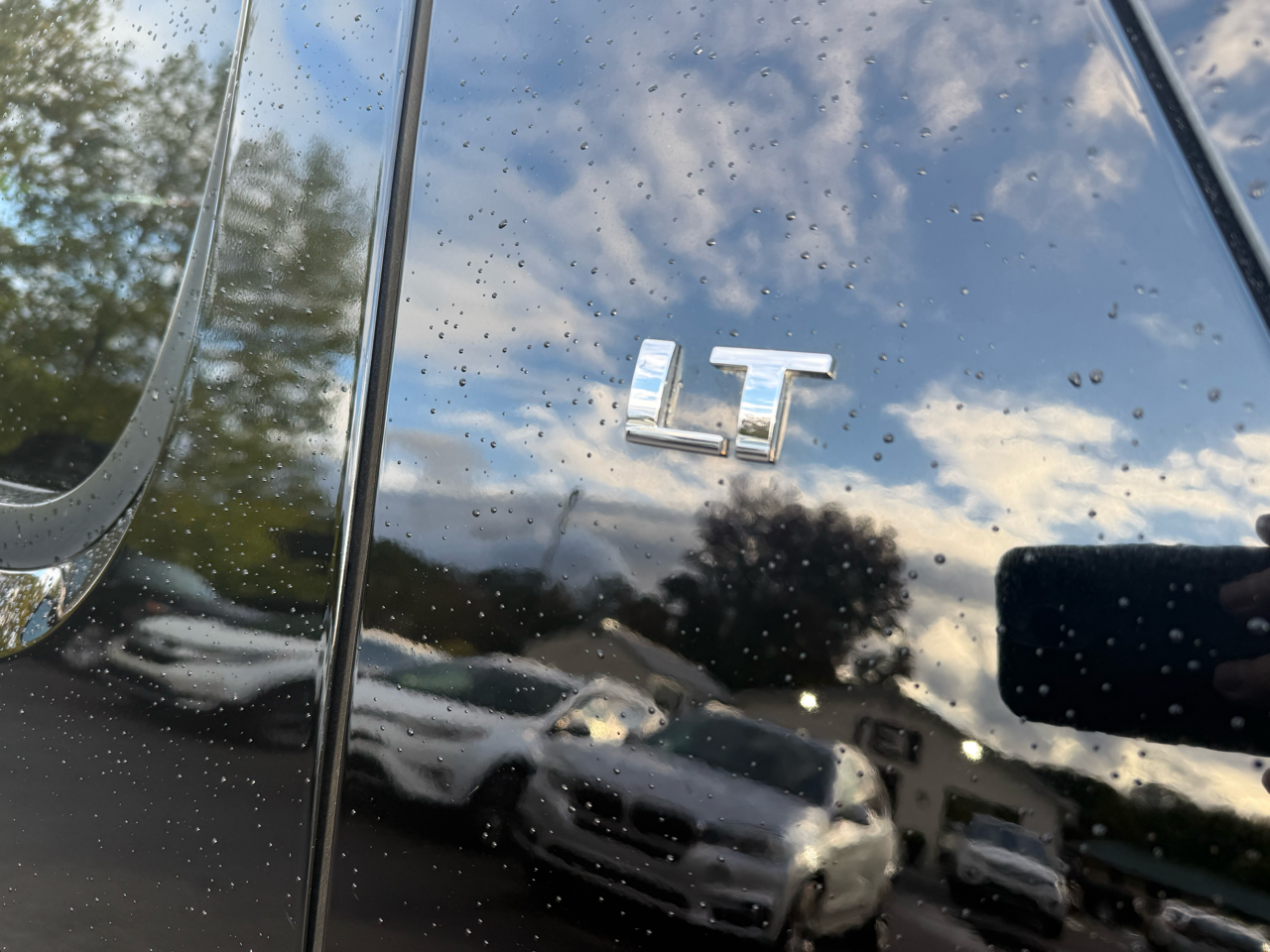 Chevrolet Suburban 2WD 4dr 1500 LT 2013 Chevrolet Suburban 2WD 4dr 1500 LT 2013