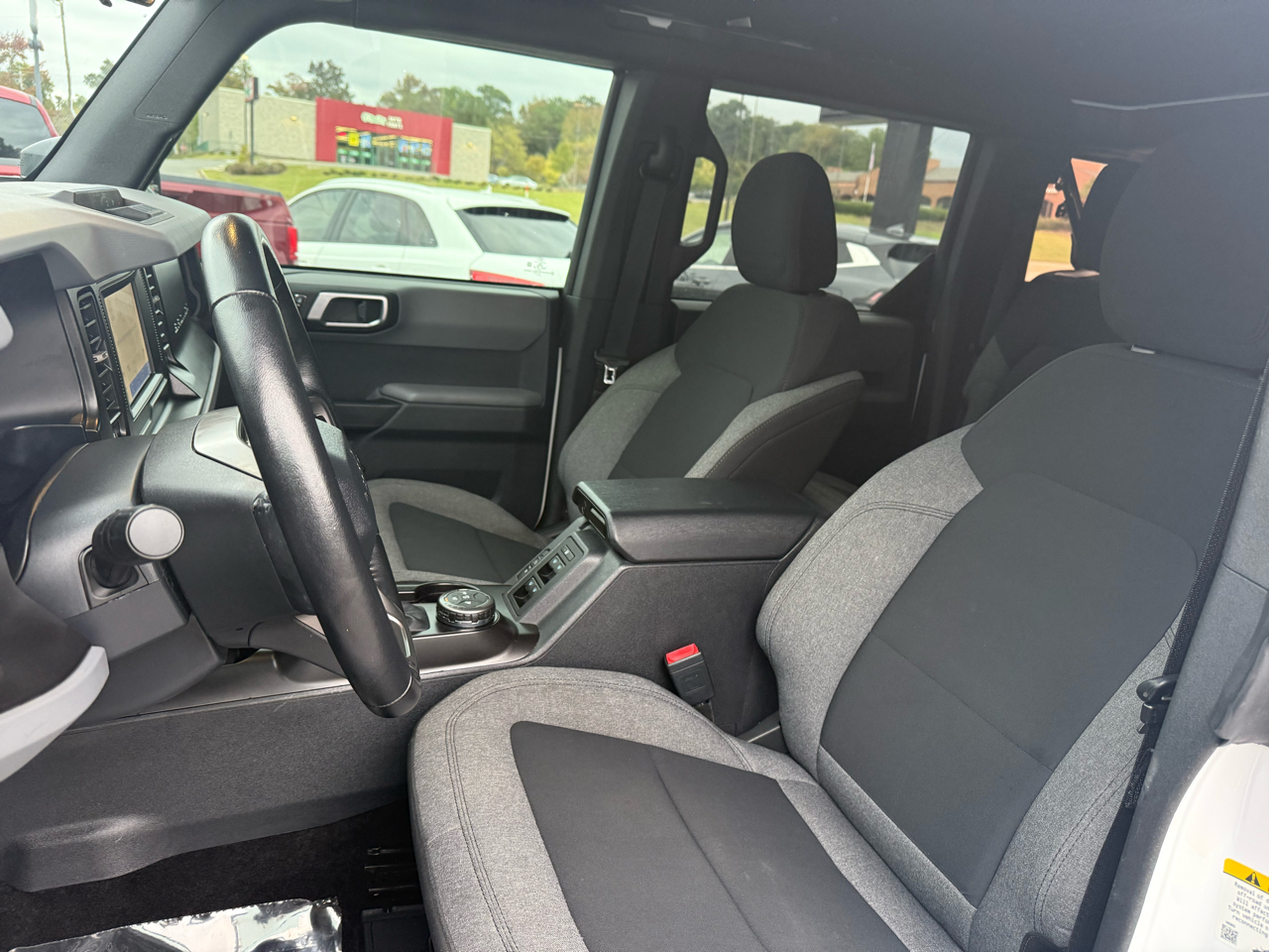 Ford Bronco Black Diamond 4 Door 4x4 2021 Ford Bronco Black Diamond 4 Door 4x4 2021